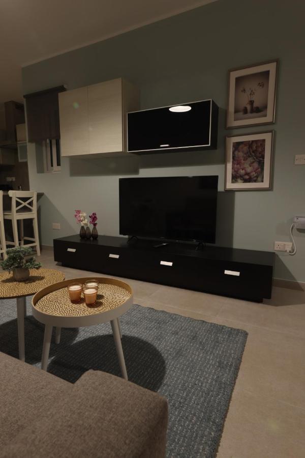 Comfort And Convenience Flat 4 Dad'S Court Сейнт Полс Бей Екстериор снимка