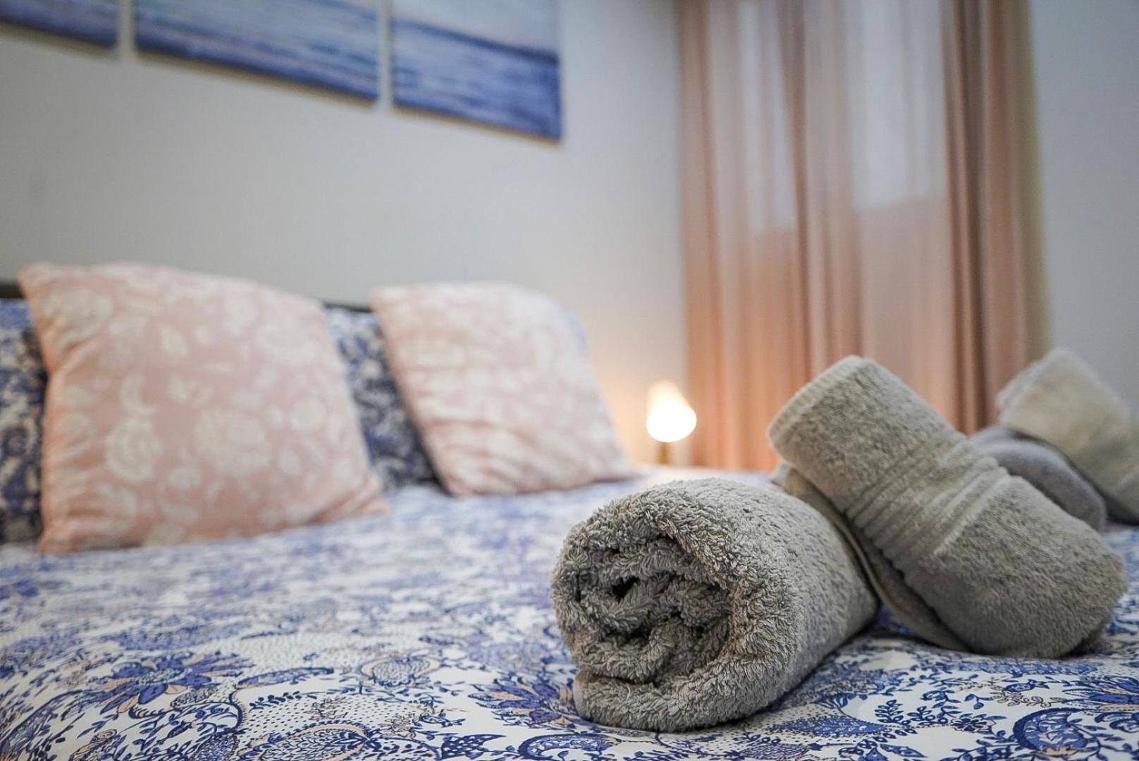 Comfort And Convenience Flat 4 Dad'S Court Сейнт Полс Бей Екстериор снимка