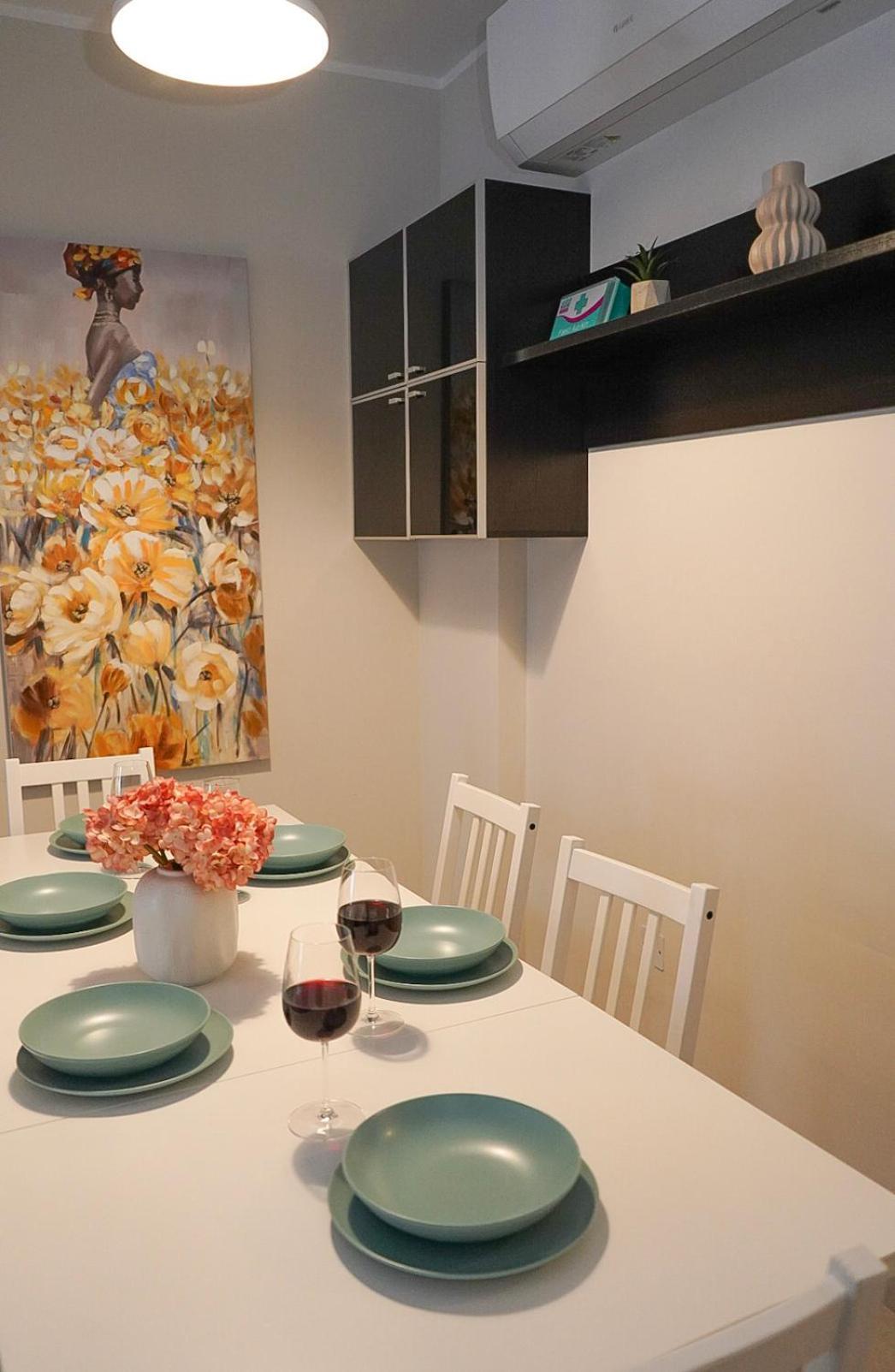 Comfort And Convenience Flat 4 Dad'S Court Сейнт Полс Бей Екстериор снимка