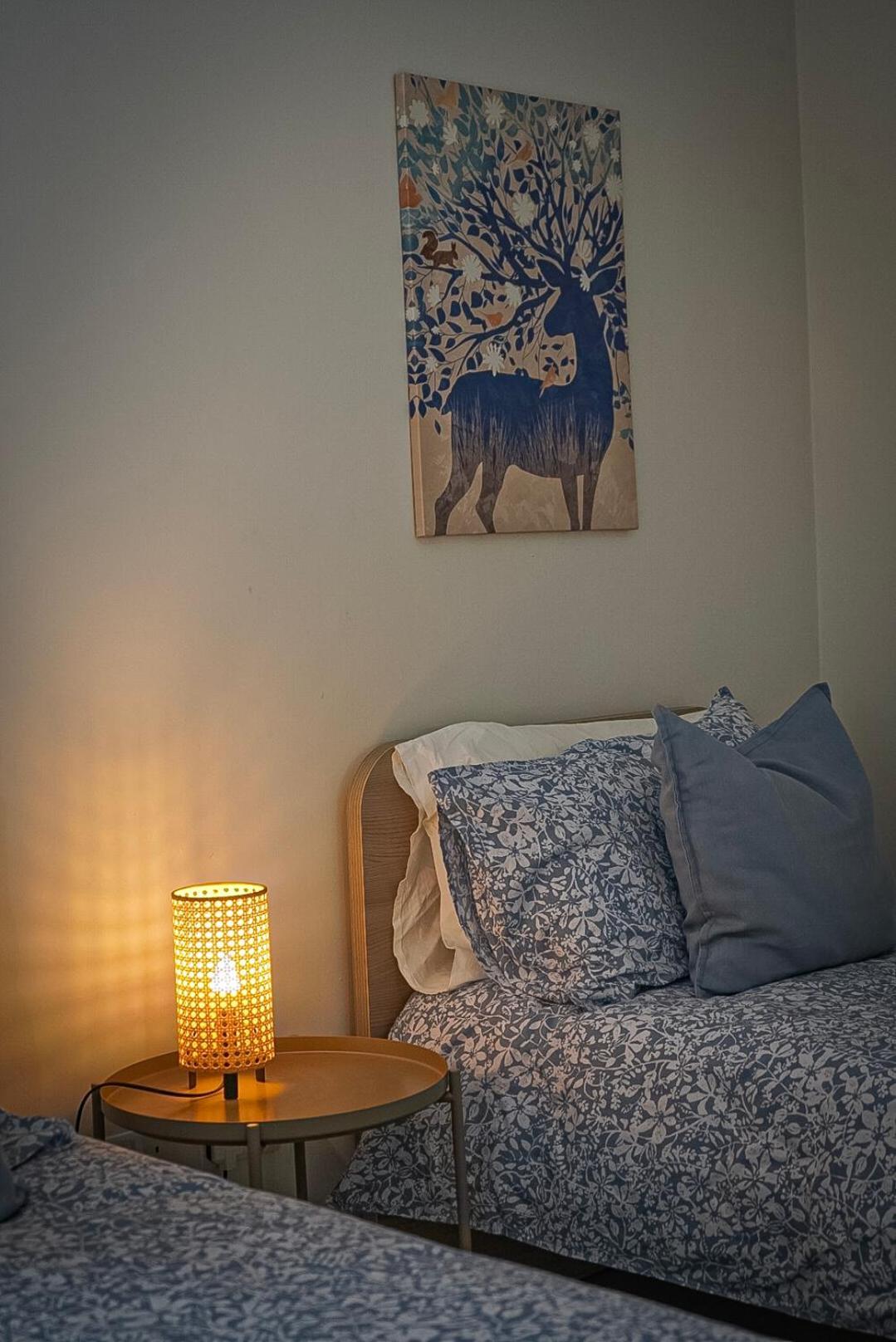 Comfort And Convenience Flat 4 Dad'S Court Сейнт Полс Бей Екстериор снимка