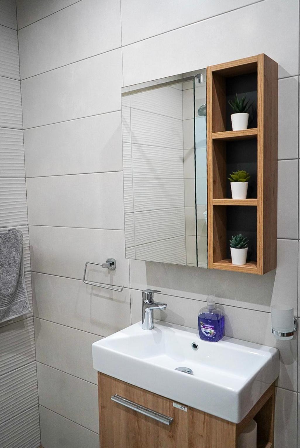 Comfort And Convenience Flat 4 Dad'S Court Сейнт Полс Бей Екстериор снимка